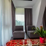 Uji Ftohte Hotel 4*