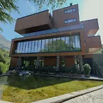 Hotel Uji Ftohte Tepelene