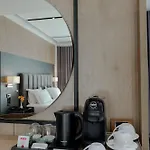 Hotel Uji Ftohte 4*