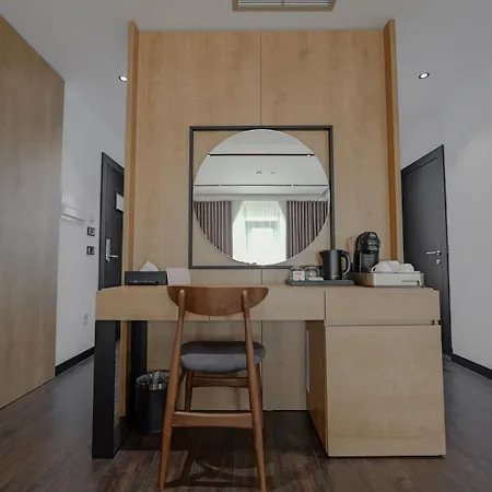 מלון Uji Ftohte Tepelene