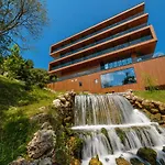 Uji Ftohte 4* Tepelene