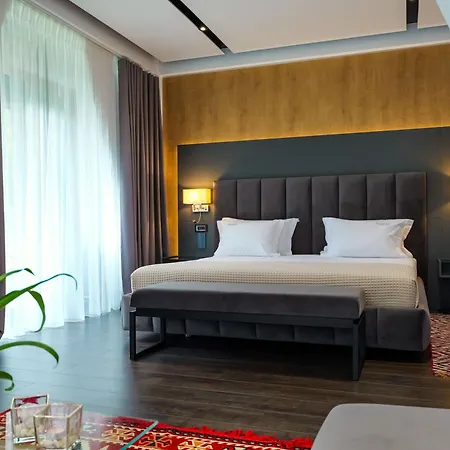 Hotel Uji Ftohte Tepelene