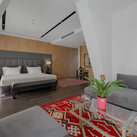 Uji Ftohte Hotel 4*