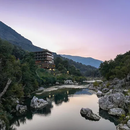 Uji Ftohte Tepelenë