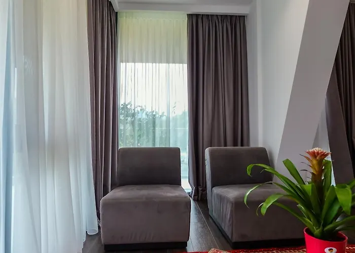 Uji Ftohte מלון 4*