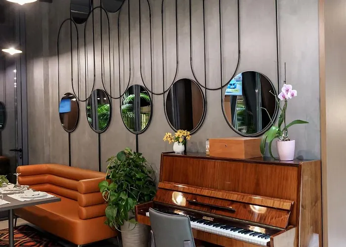 Hotel Uji Ftohte