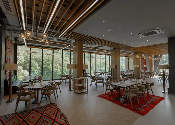 Hotel Uji Ftohte Tepelene